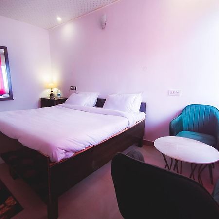 Haut Monde King'S Paradise Resort Kanatal Luaran gambar