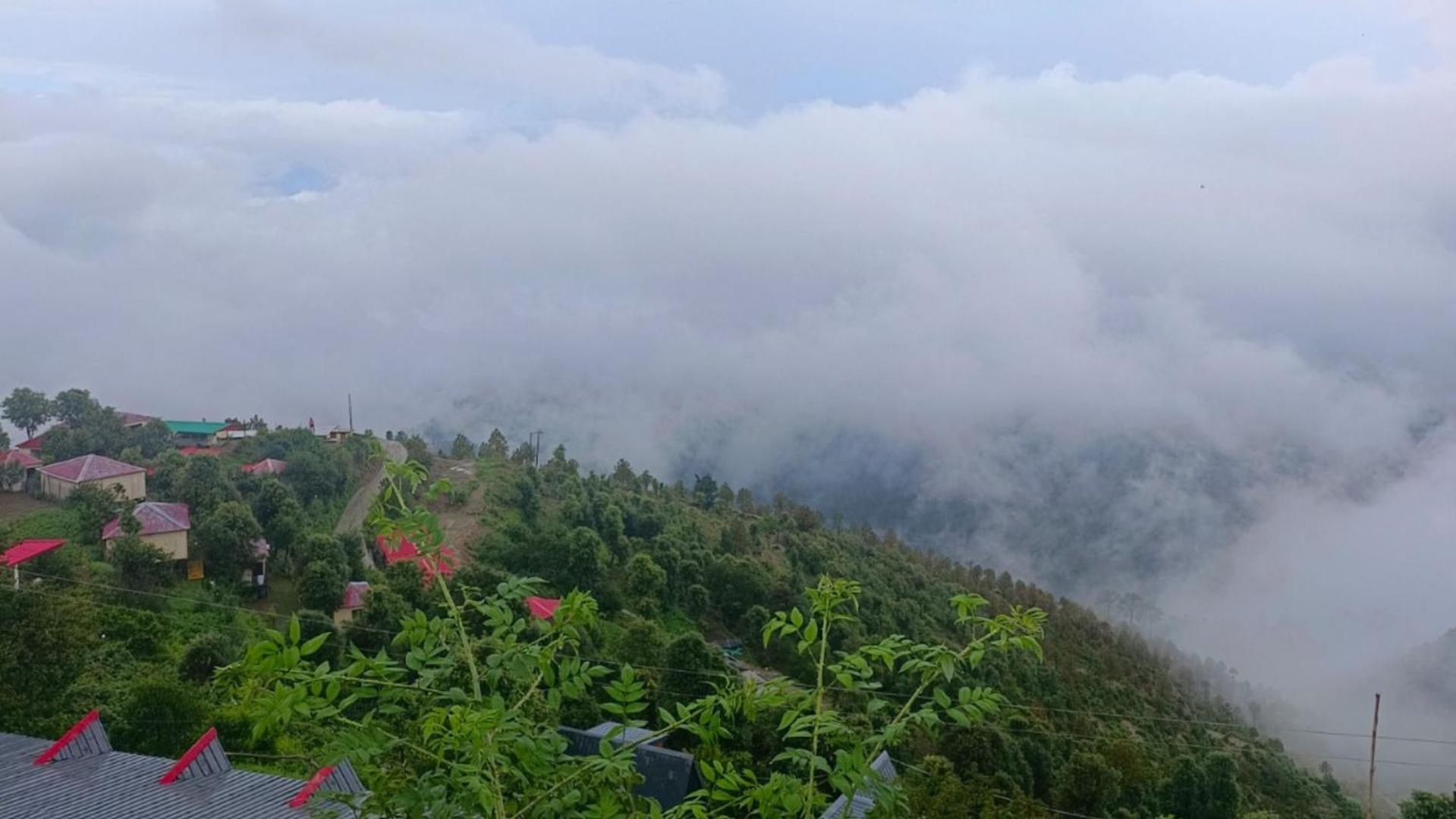 Haut Monde King'S Paradise Resort Kanatal Luaran gambar